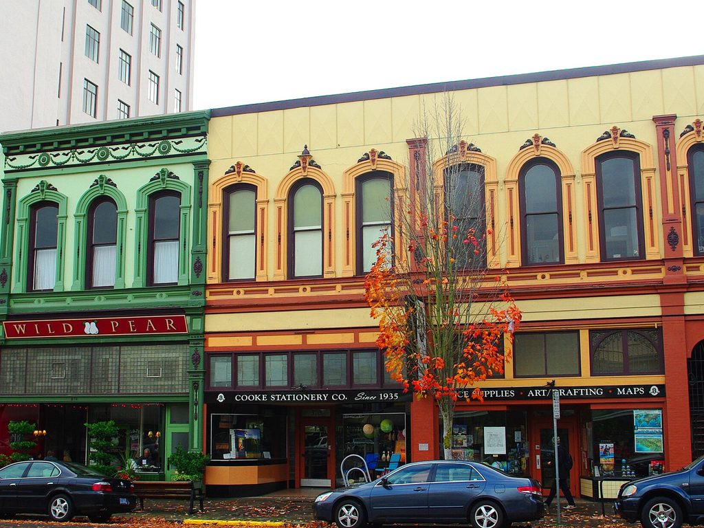 Street view in Downtown Salem, Salem, Oregon, near Ritter's Eatery